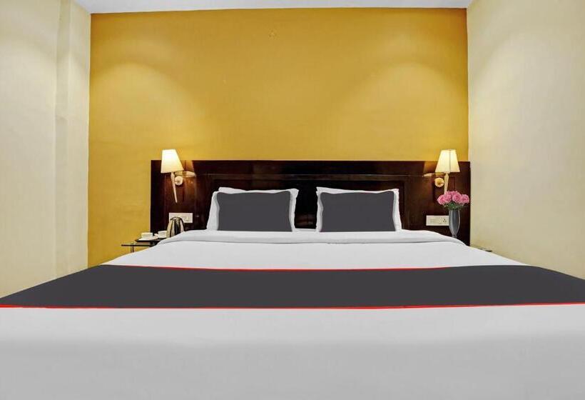 غرفة كلاسيكية ثلاثية, Collection O Hotel Royal Jihaan