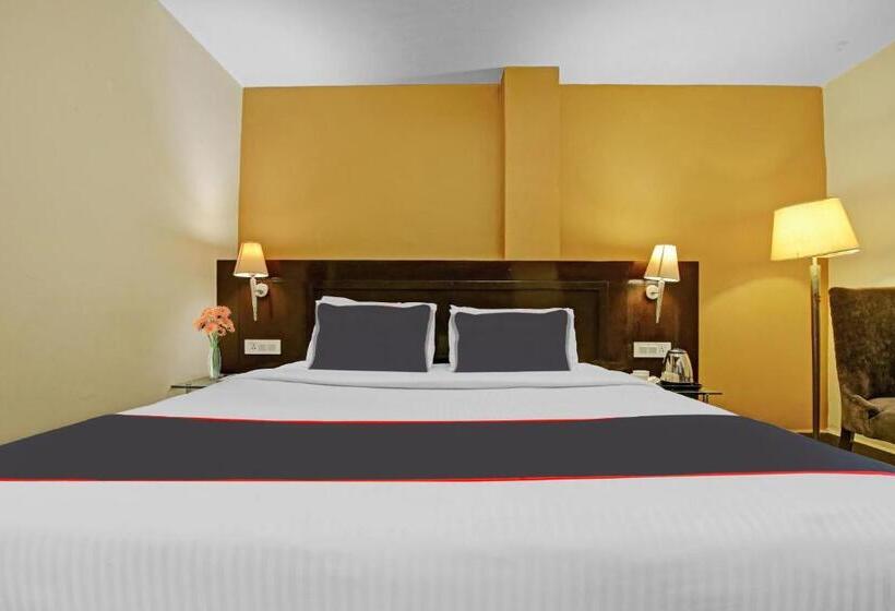 غرفة كلاسيكية ثلاثية, Collection O Hotel Royal Jihaan