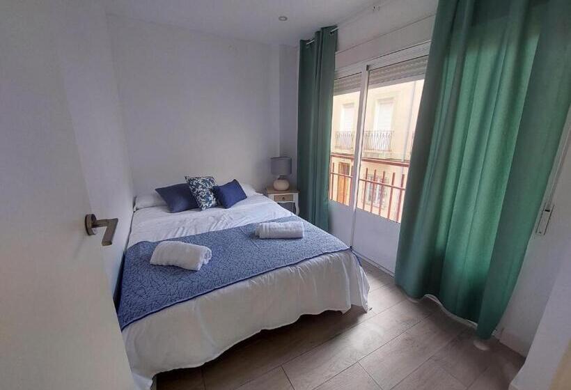 패밀리 스튜디오, Sdh Apartments