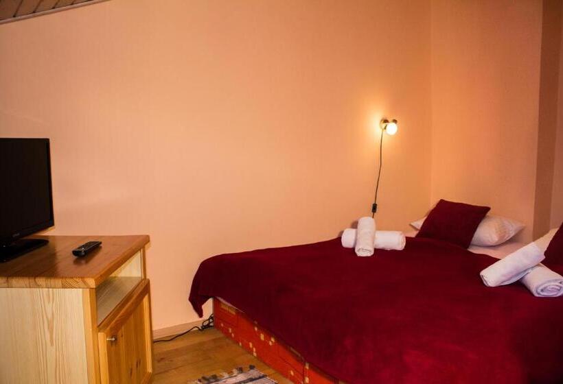 חדר אקונומי, Apartmány Renomal