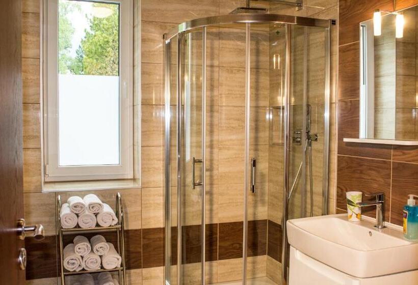 デラックススイート, Apartmány Renomal