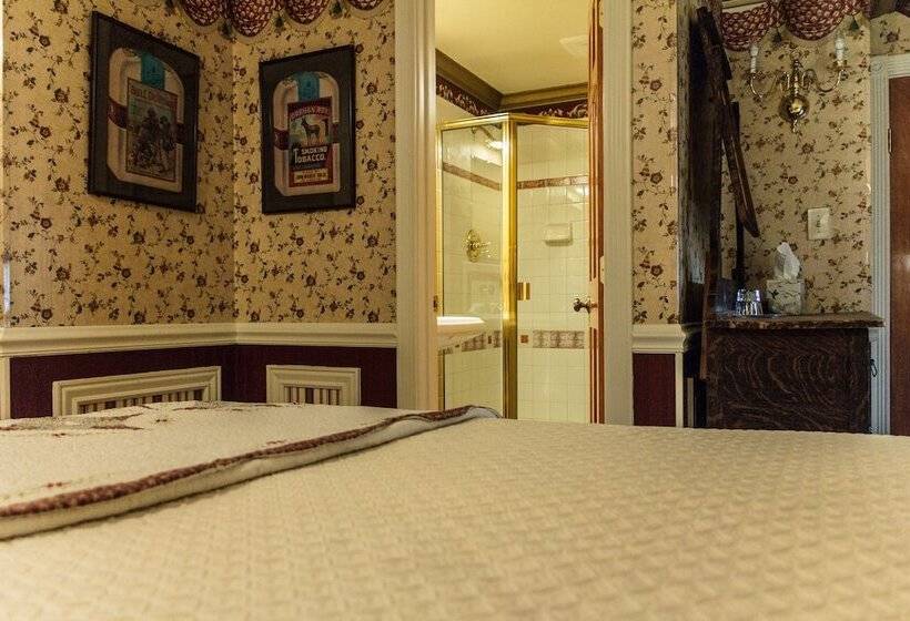 Номер Классика Двуспальная Кровать, Frisco Lodge