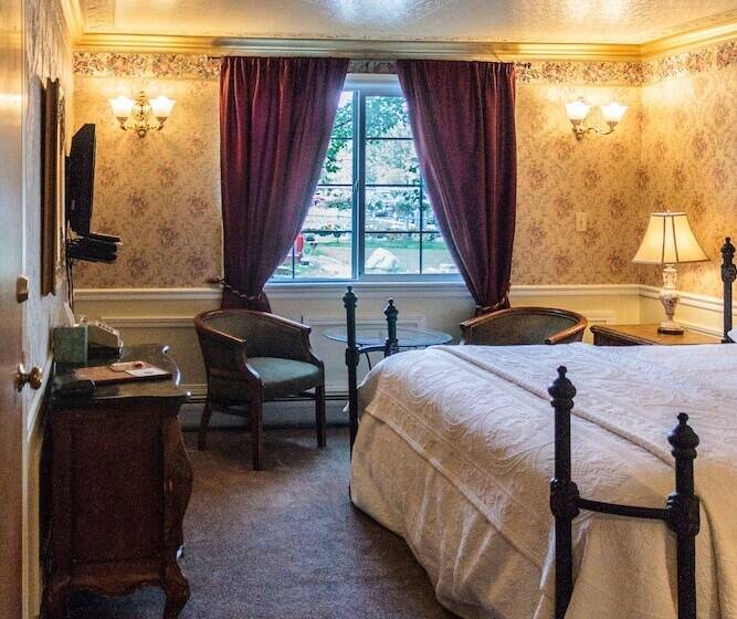 חדר דלוקס עם נוף להרים, Frisco Lodge