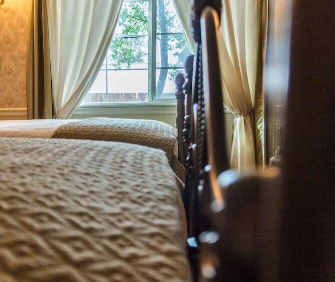 חדר סטנדרט שתי מיטות זוגיות, Frisco Lodge