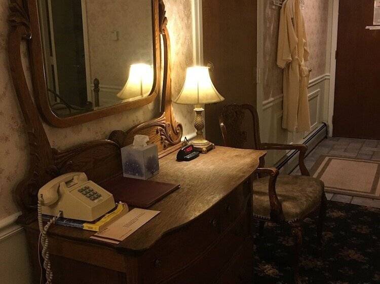 חדר סטנדרט שתי מיטות זוגיות, Frisco Lodge