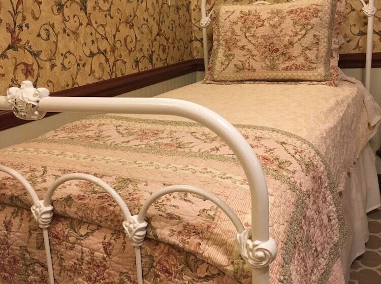 חדר משפחתי חדר אמבטיה משותף, Frisco Lodge