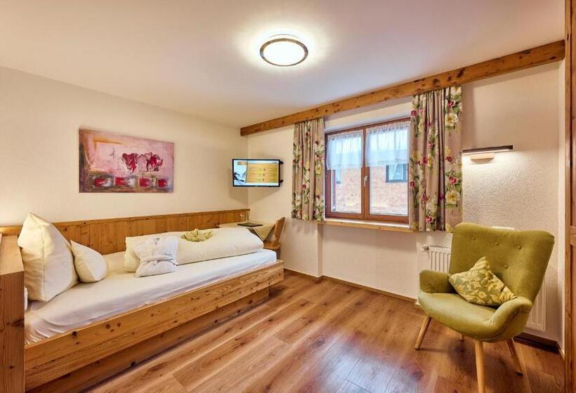 غرفة قياسية فردية, Pension Widderstein