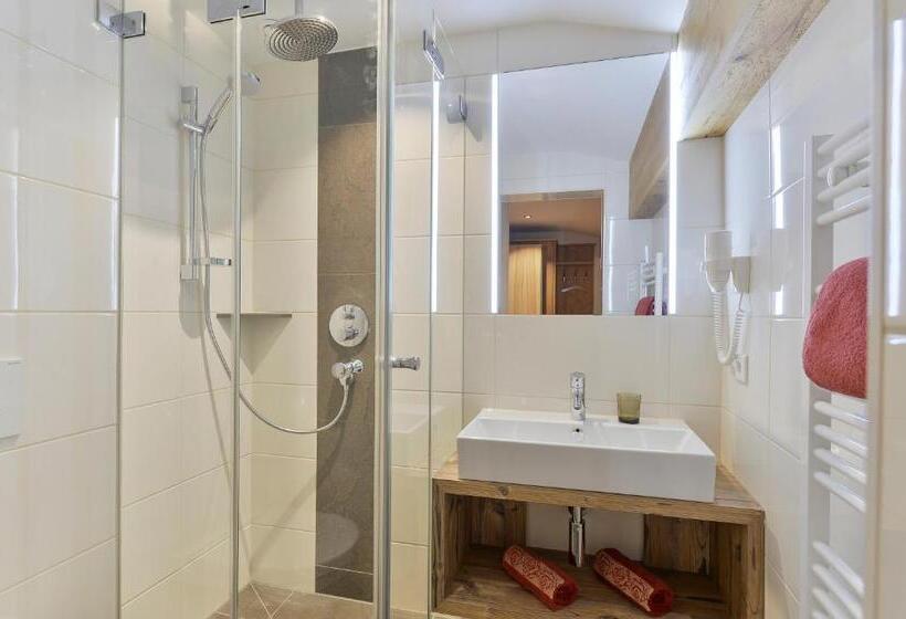 غرفة قياسية فردية, Pension Widderstein