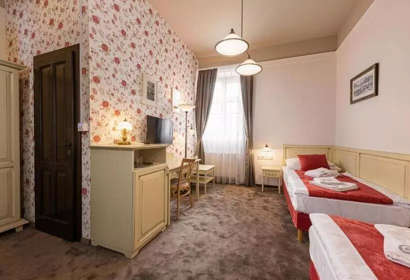 اتاق استاندارد, Bazilika Alatt Panzió