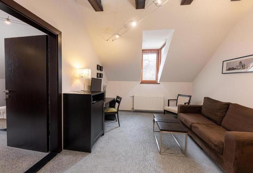 １ベッドルームアパートメント, Bazilika Alatt Panzió