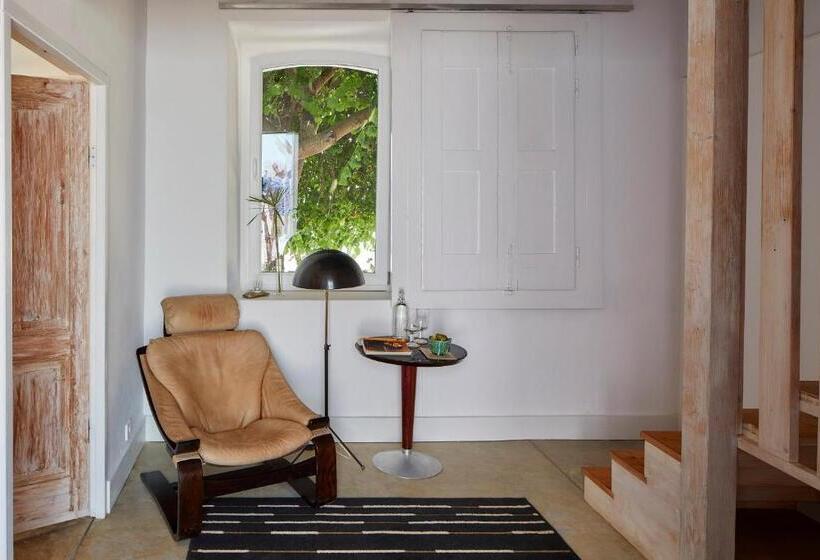 جناح جونيور, Companhia Das Culturas   Ecodesign & Spa