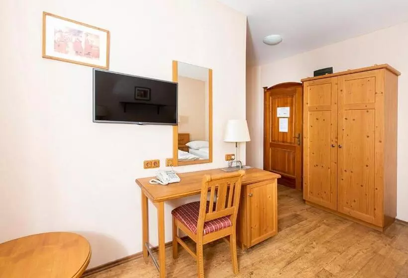 Standard Yhden Hengen Huone, Gastland M1 Hotel & Conference Center