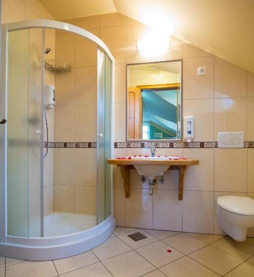 سوییت خانوادگی, Guesthouse Smogavc