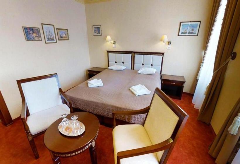 חדר סטנדרט, Nelson