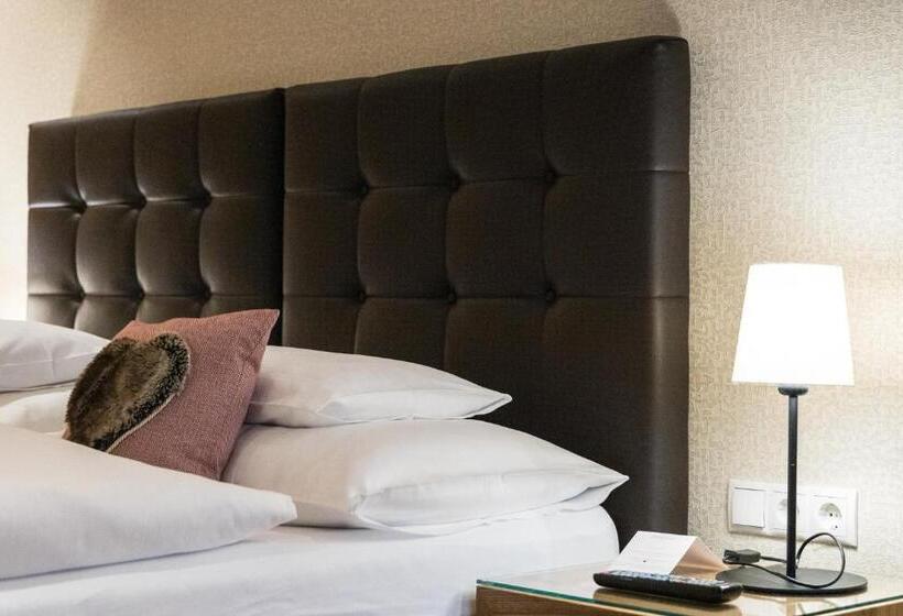 Номер Superior, Pfefferkorn S