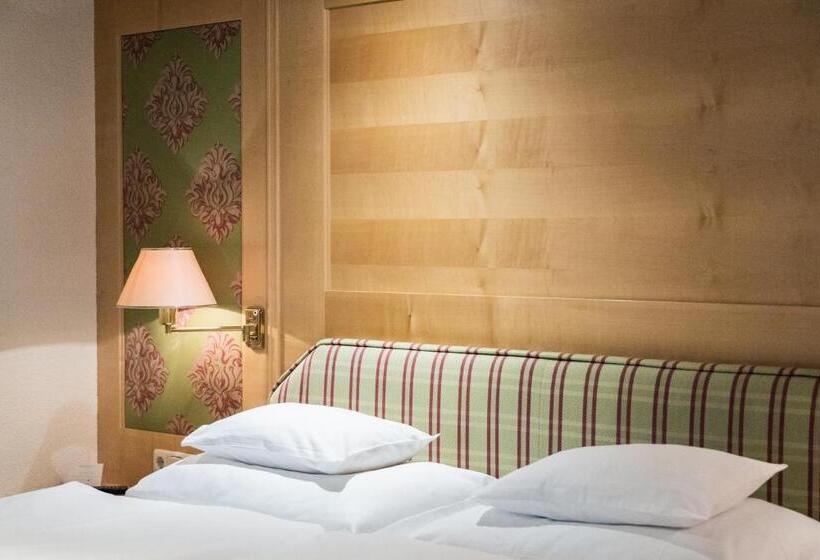 Номер Стандарт, Pfefferkorn S