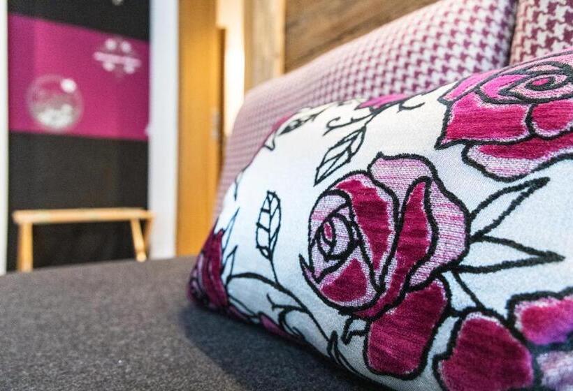 Люкс Повышенной Комфортности, Pfefferkorn S