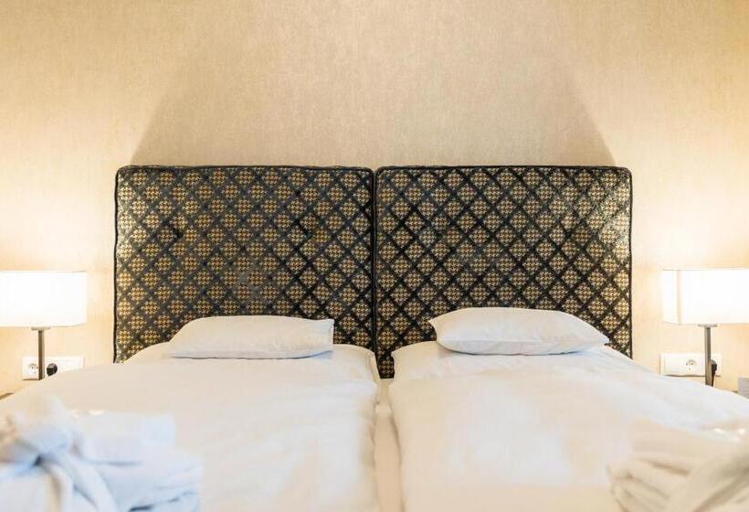 Люкс Superior, Pfefferkorn S