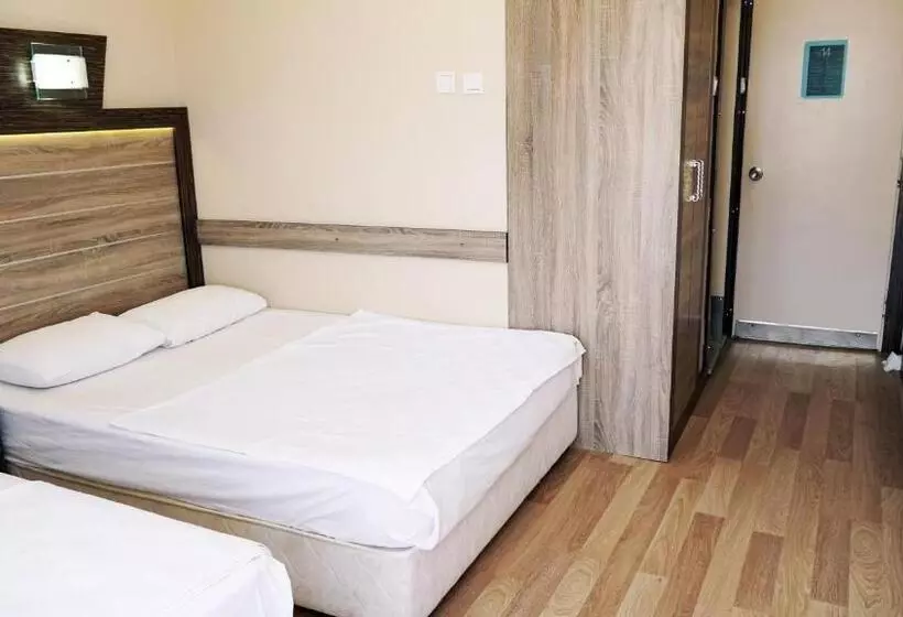 اتاق استاندارد چهار تخته با چشم‌انداز دریا, Bülent Kocabaş Selinus Beach Club