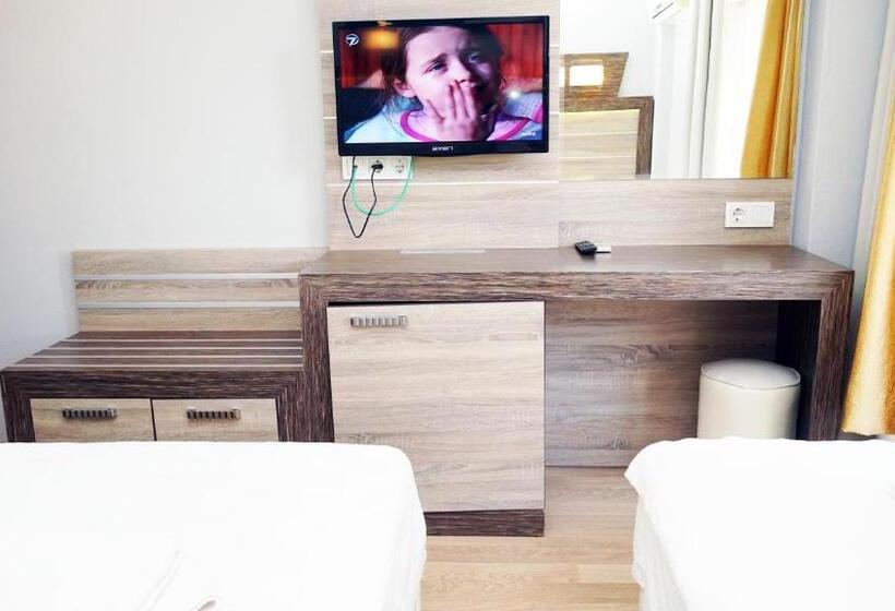 اتاق استاندارد سه نفره, Bülent Kocabaş Selinus Beach Club