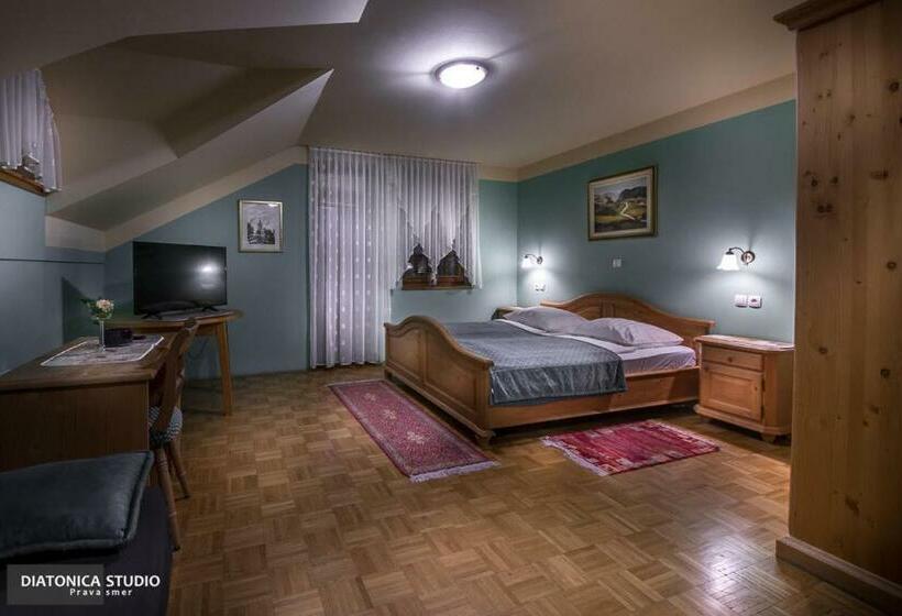 اتاق استاندارد, Guesthouse Smogavc