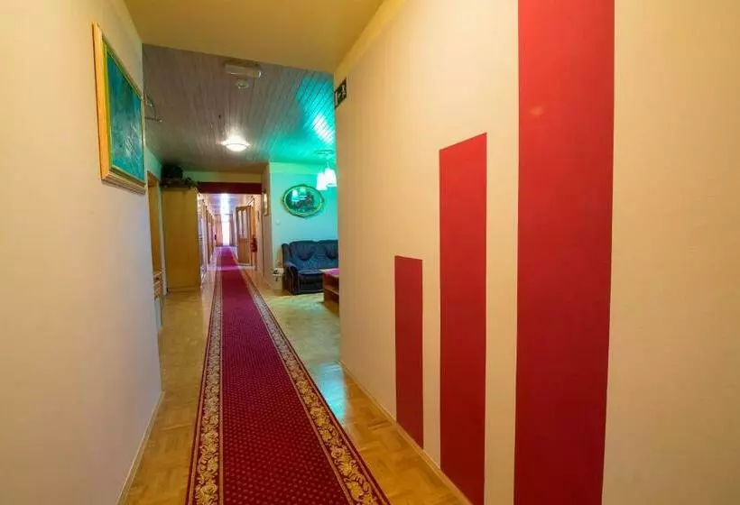 اتاق استاندارد, Guesthouse Smogavc