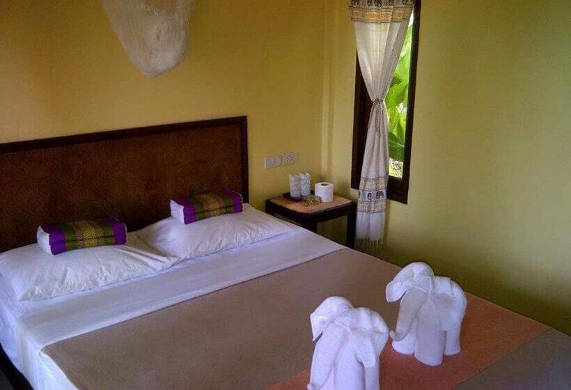 بانگلوی استاندارد, Paradise Bungalows