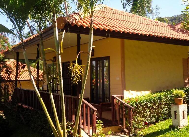 Бунгало Стандарт, Paradise Bungalows