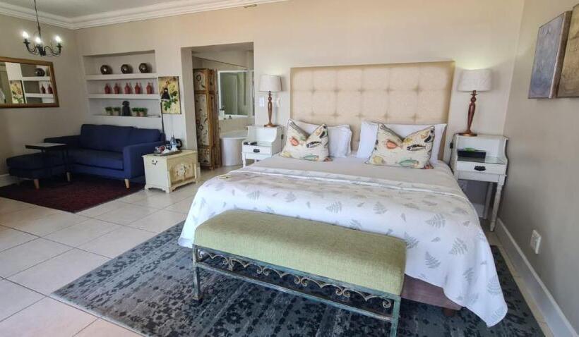 اتاق لوکس, On The Beach Guesthouse Jeffreys Bay