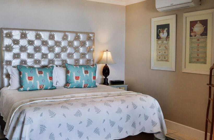 اتاق لوکس, On The Beach Guesthouse Jeffreys Bay