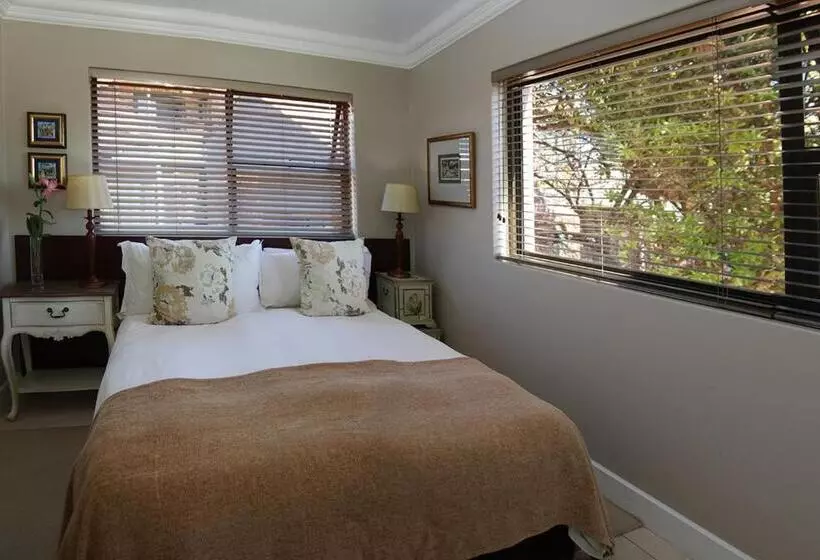 Sviitti 2 Makuuhuonetta, On The Beach Guesthouse Jeffreys Bay