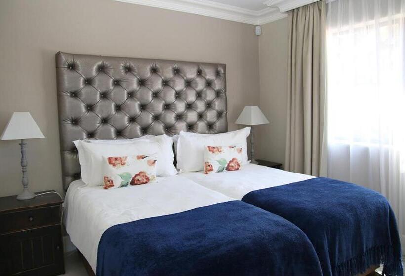 سوئیت 2 خوابه, On The Beach Guesthouse Jeffreys Bay