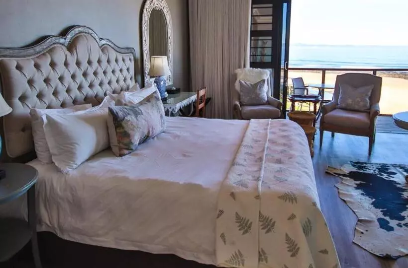 Deluxe-studio, On The Beach Guesthouse Jeffreys Bay