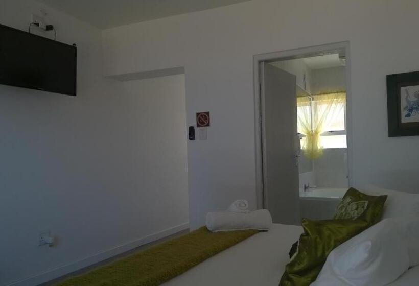 غرفة قياسية سرير كينج, Sea Otters Lodge