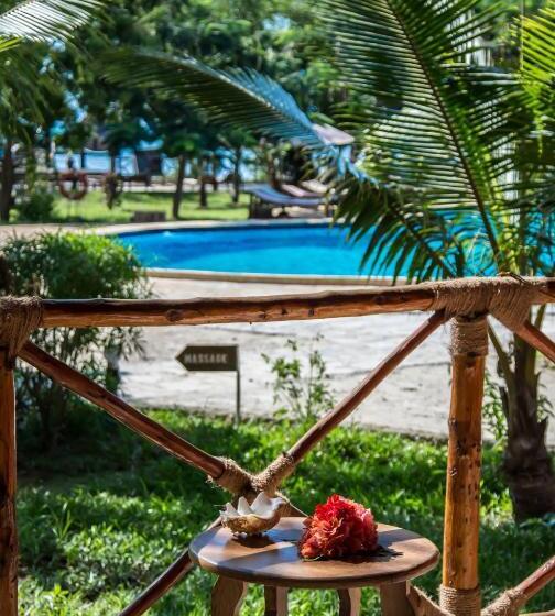 חדר דלוקס, Spice Island Hotel & Resort