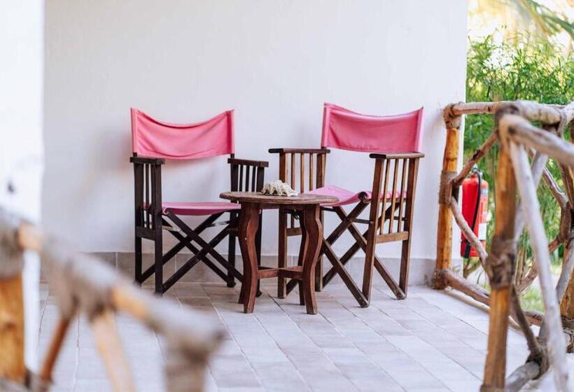 חדר סטנדרט נוף לגינה, Spice Island Hotel & Resort