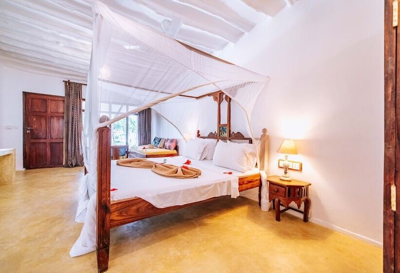 חדר דלוקס, Spice Island Hotel & Resort