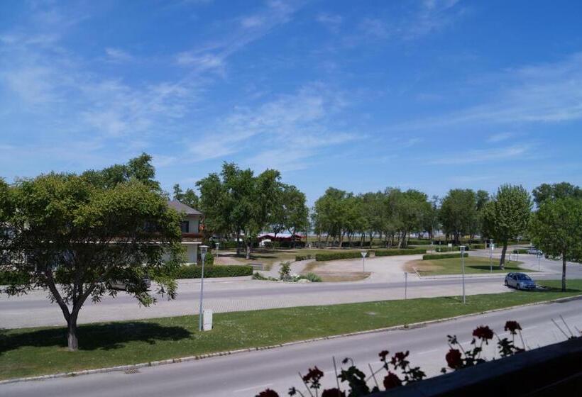 Номер Стандарт Вид на Озеро, Gästehaus Gisch Sandra