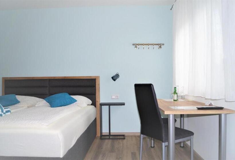 Семейный Номер, Gästehaus Gisch Sandra