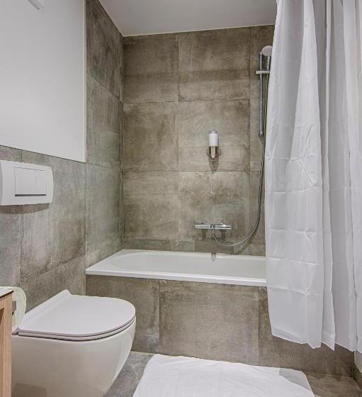 غرفة ديلوكس مزودة بشرفة, Business Hotel Maier   Kontaktloser Check In