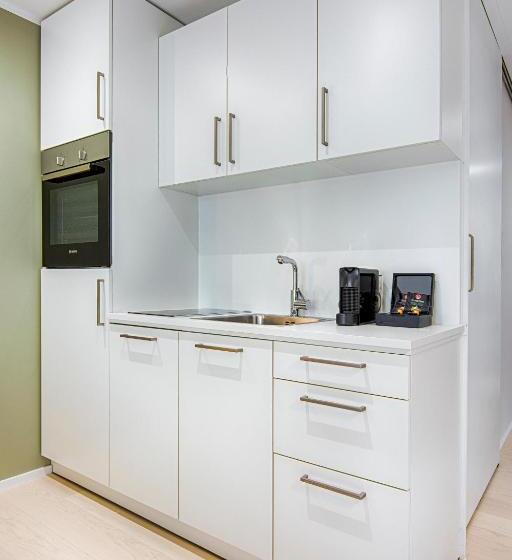 Полулюкс с Балконом, Business Hotel Maier   Kontaktloser Check In