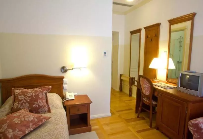スタンダードシングルルーム, Heritage Hotel Frankopan