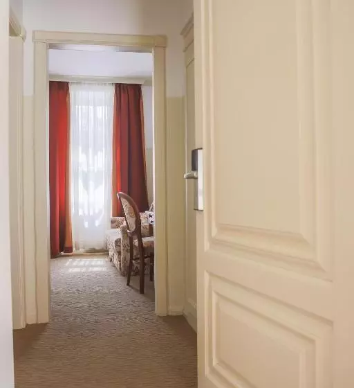 スーペリアールーム, Heritage Hotel Frankopan