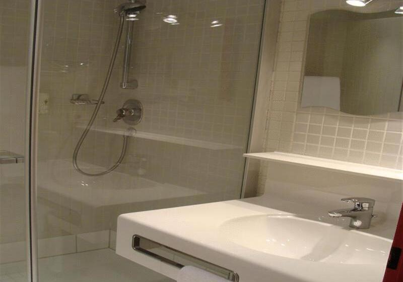 غرفة كومفورت, Bischof