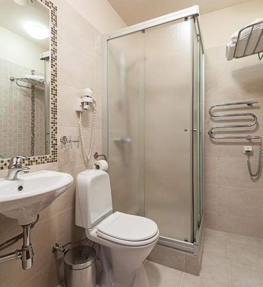 اتاق کلاسیک یک تخته, Conviva