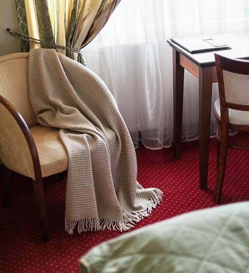 اتاق کلاسیک, Conviva