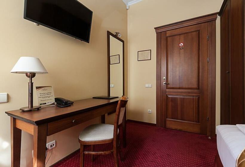 اتاق اکونومی یک تخته, Conviva