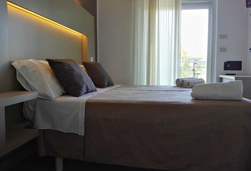 Номер Superior, Desire