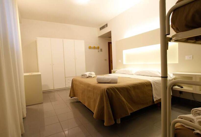 4인용 스탠다드 룸, Desire