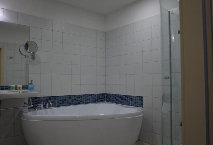 舒适型房间, Kolumbs